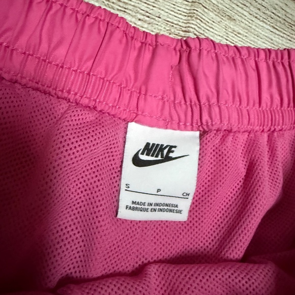 Nike Men's Shorts - Picture 3 of 5